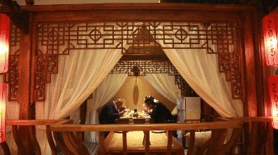 1年亏了2000万东山再起，他说餐饮创造才有快乐