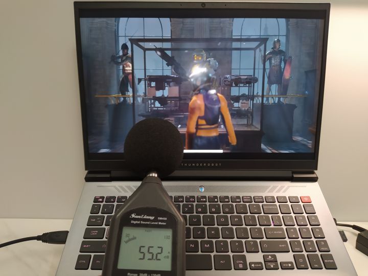 雷神最新游戏本17.3评测,雷神zeroi93070笔记本游戏测评