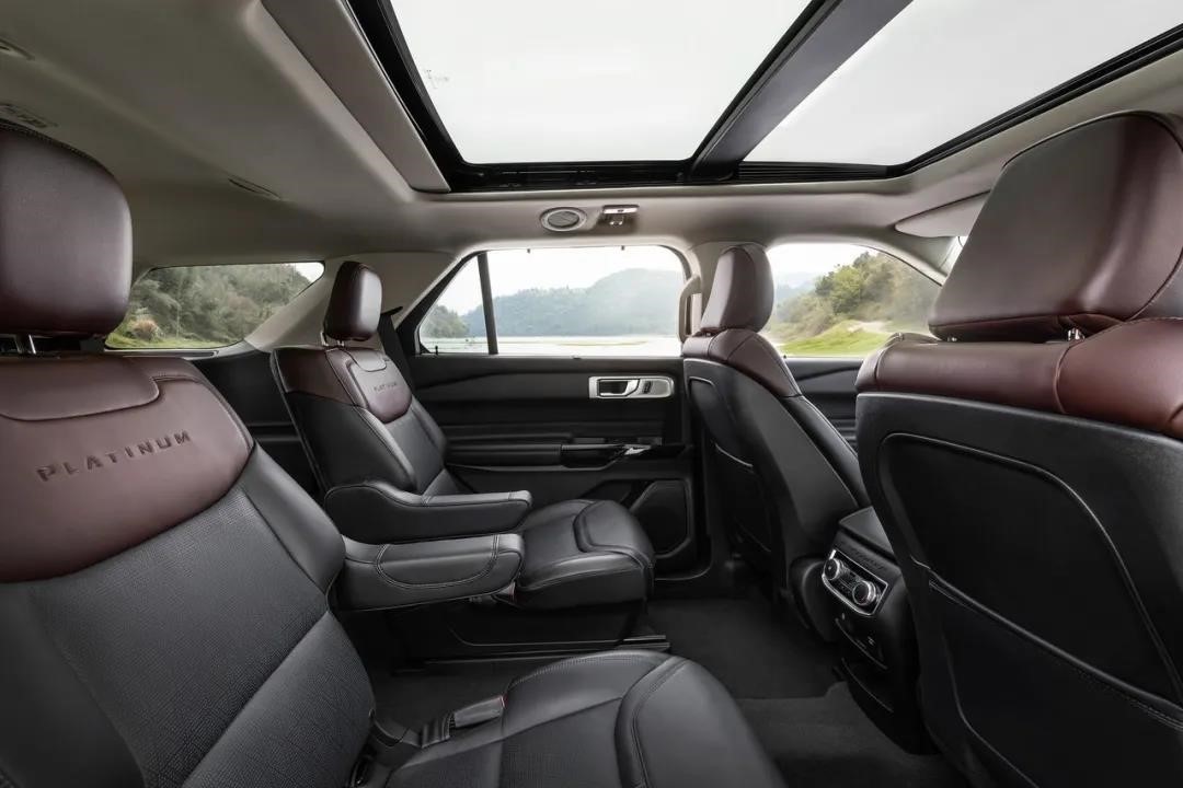 福特suv探险者碰撞测试,福特suv探险者美国销量