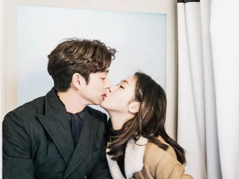 《你是我学生又怎样》谈书墨太迷人了，我看的第一本大叔小说