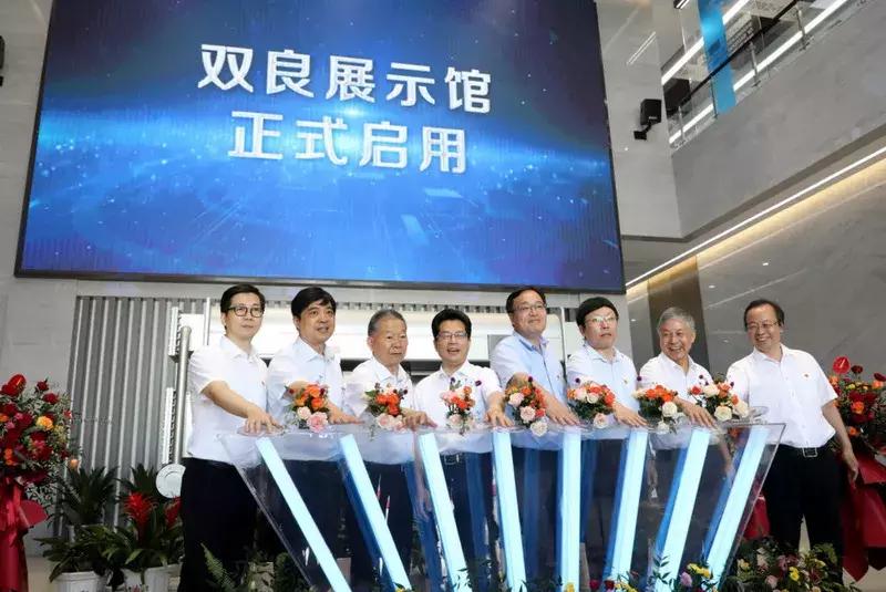 江苏省省管领导干部任职前公示；三星“败走”中国，将关闭国内最后一家手机工厂｜2019.7.22新闻早知道