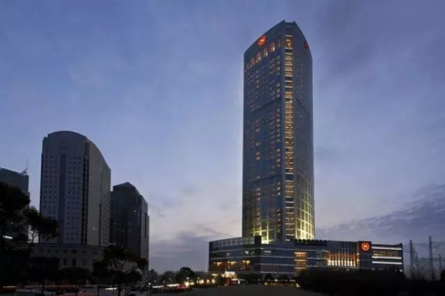 ¥499/10份-喜来登酒店早餐全年通用券，100+种花样美食！