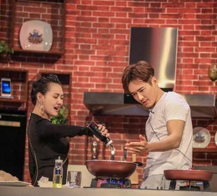 从一见钟情到相伴一生从来没想过,从一见钟情到两情相悦到相守一生