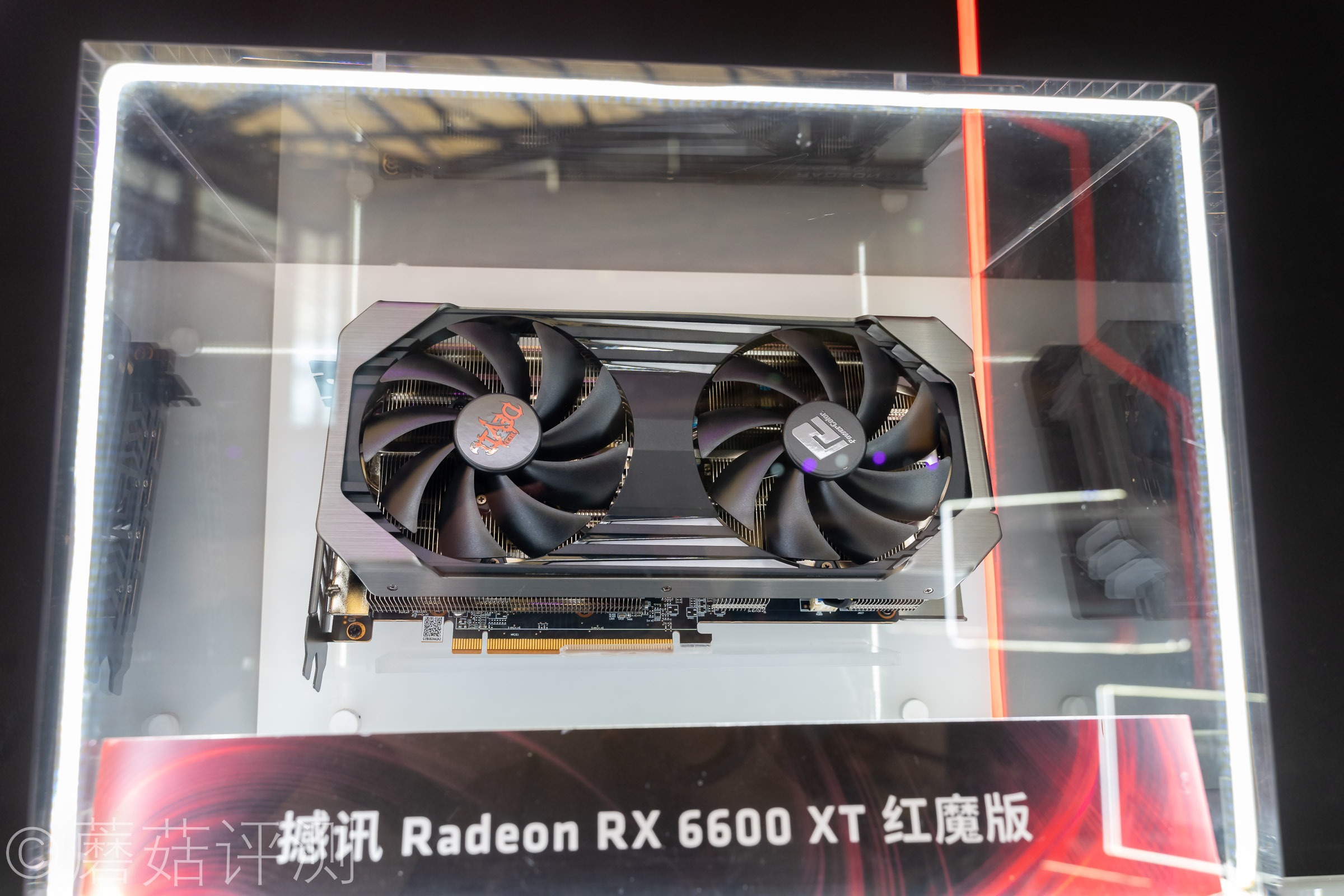 又有啥好玩的？蘑菇带你逛ChinaJoy2021，硬件、车和漂亮的小姐姐