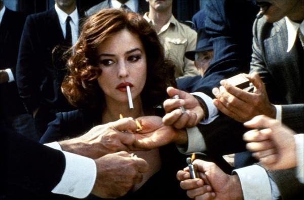 《西西里的美丽传说》：不合群，才是一个女人最极致的美