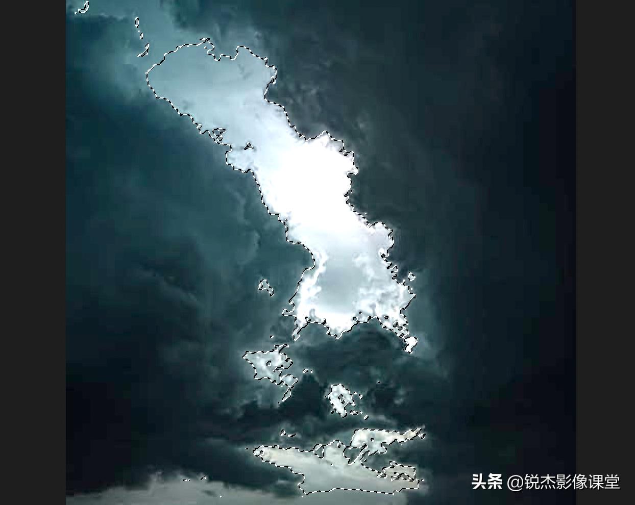 ps如何制作丁达尔效应,ps怎么做丁达尔效应光束