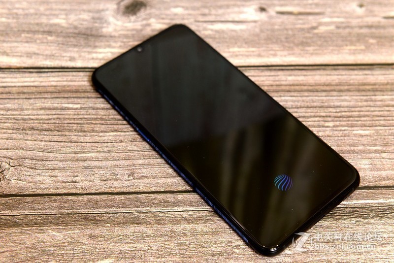 能流畅玩原神的iqoo手机,iqoo水桶机