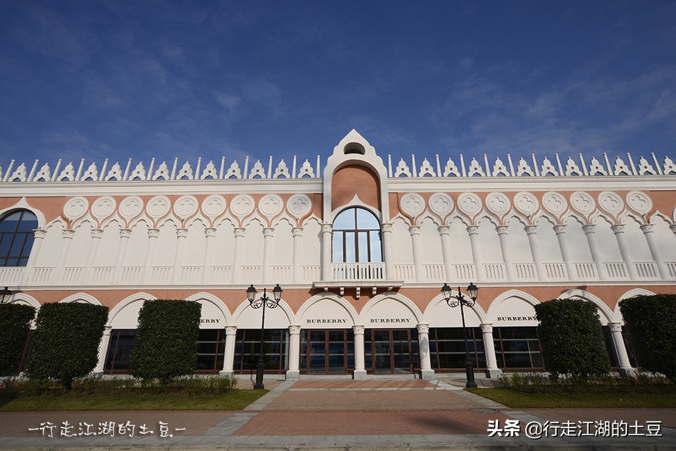 上海佛罗伦萨小镇，奥特莱斯世界名品购物中心，中国奢侈品领导者