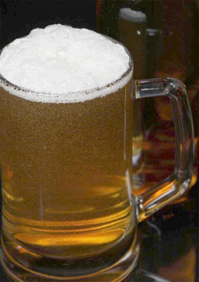 水养绿萝多久浇一次水才能好,绿萝能不能用阿司匹林片兑水浇水