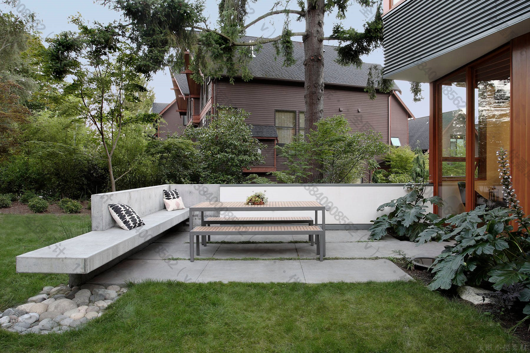 看完才知道这套别墅如此简单,看完院子的感受