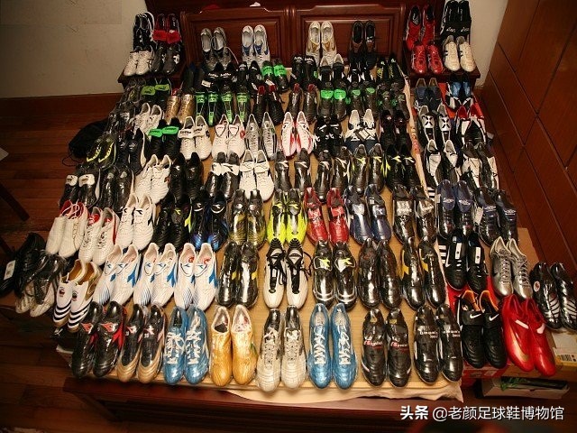 中国最新足球鞋设计,设计最好的足球鞋