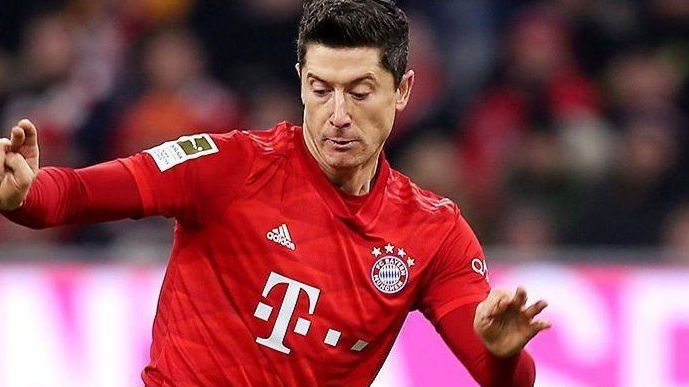 赛事分析德甲法兰克福vs拜仁,德甲班霸对里尔