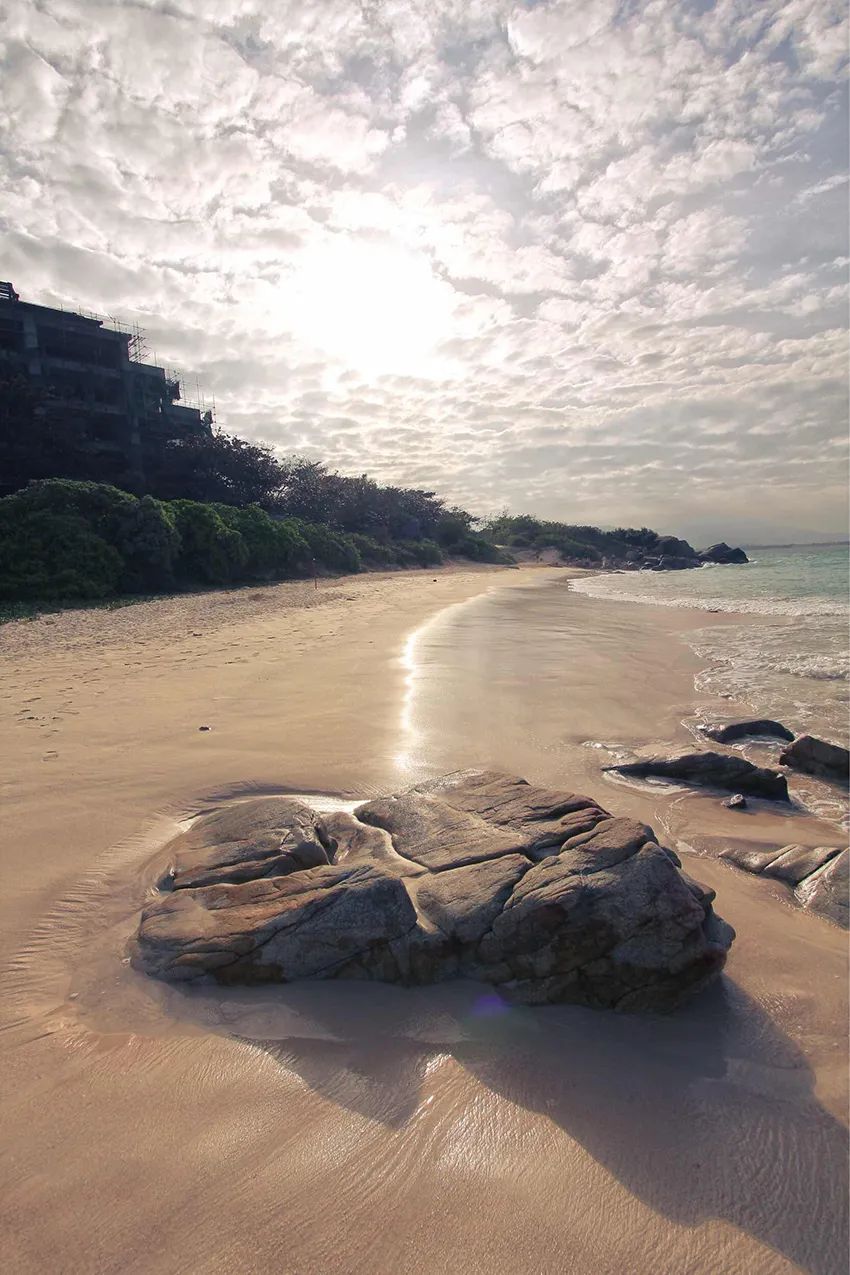 冰岛黑沙滩视频,你见过的黑色沙滩