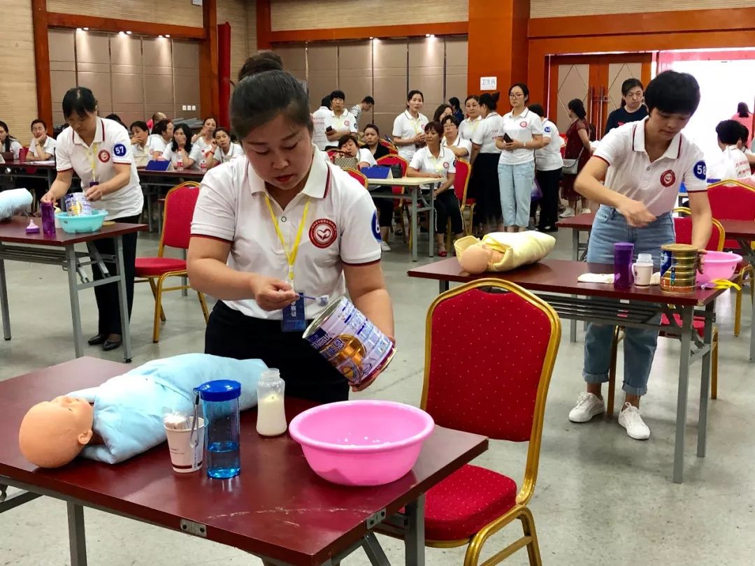 在西安找个好月嫂得凭运气？我们调查了一下培训市场，有“惊”“喜”