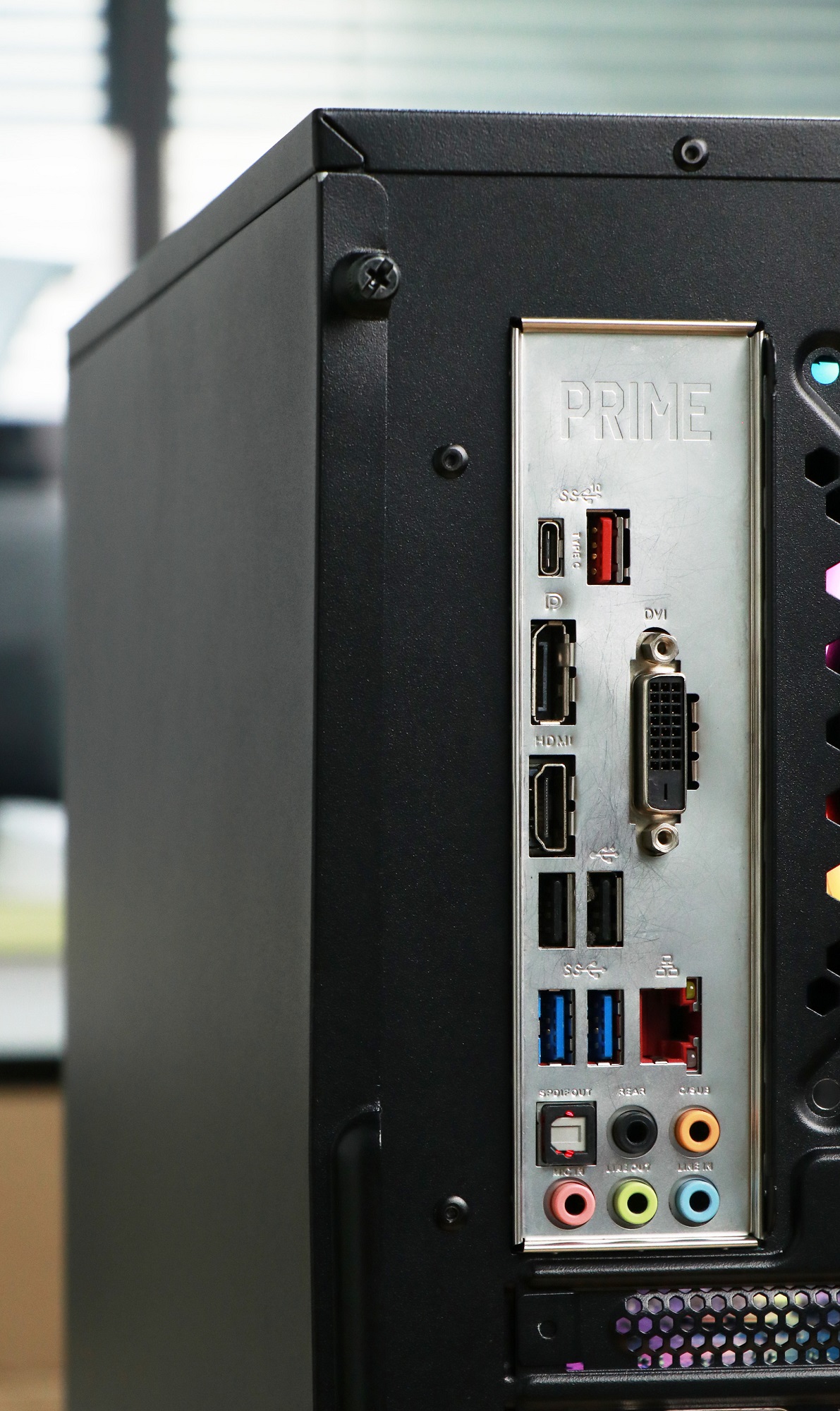 z370装机过程,z370主板能插几块硬盘