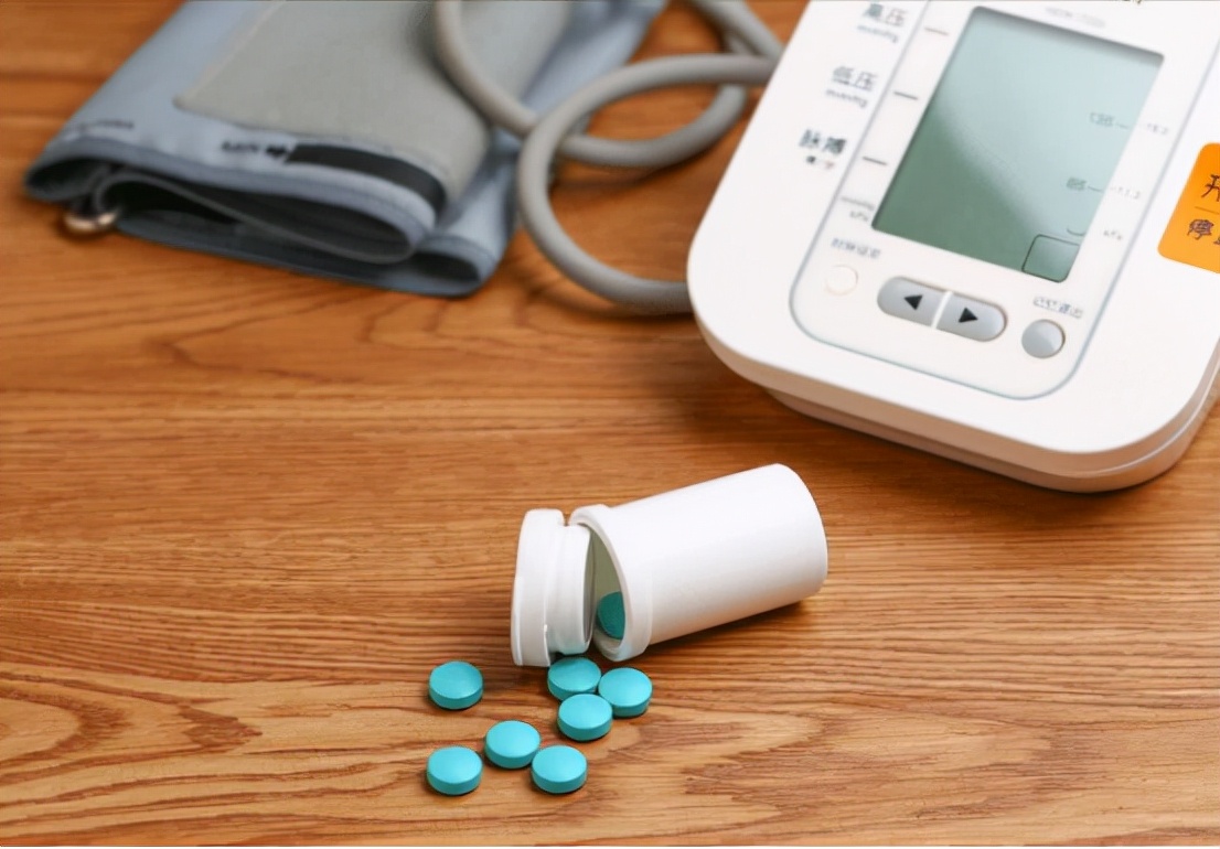 36岁高血压能长期服用降压药吗,突发性高血压需要长期吃降压药吗
