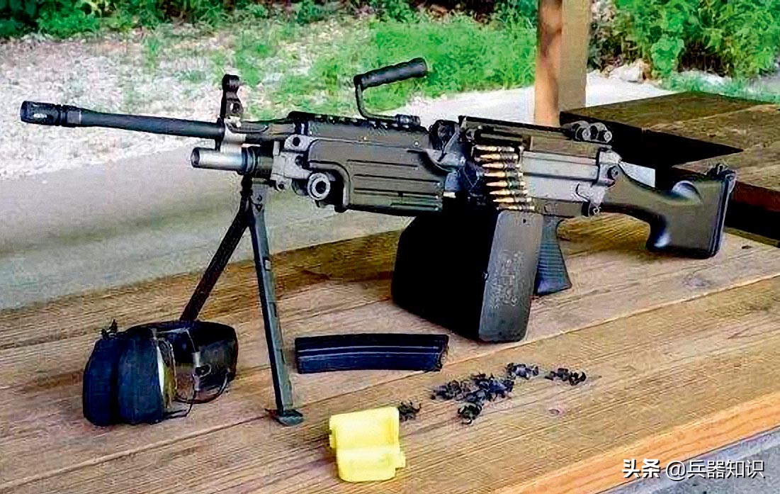 内格夫ng-7轻机枪,ng7型机枪