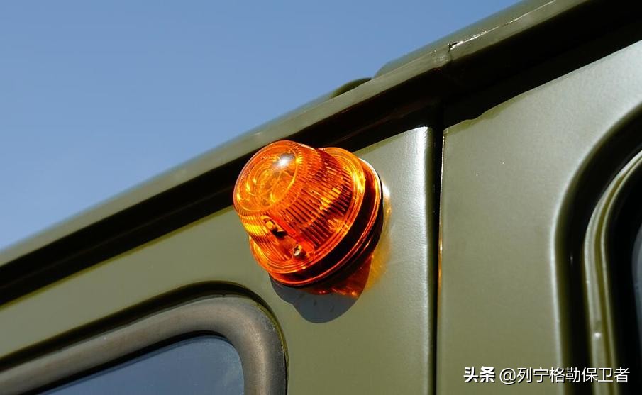 综合研判苏军UAZ-452型1吨级越野指挥车技战术（1）