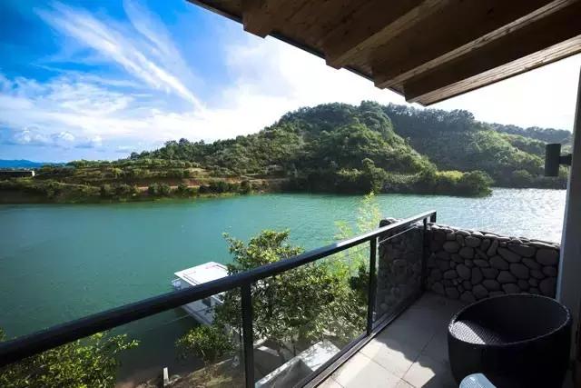 40岁大叔钓鱼,40岁大叔买下一座岛