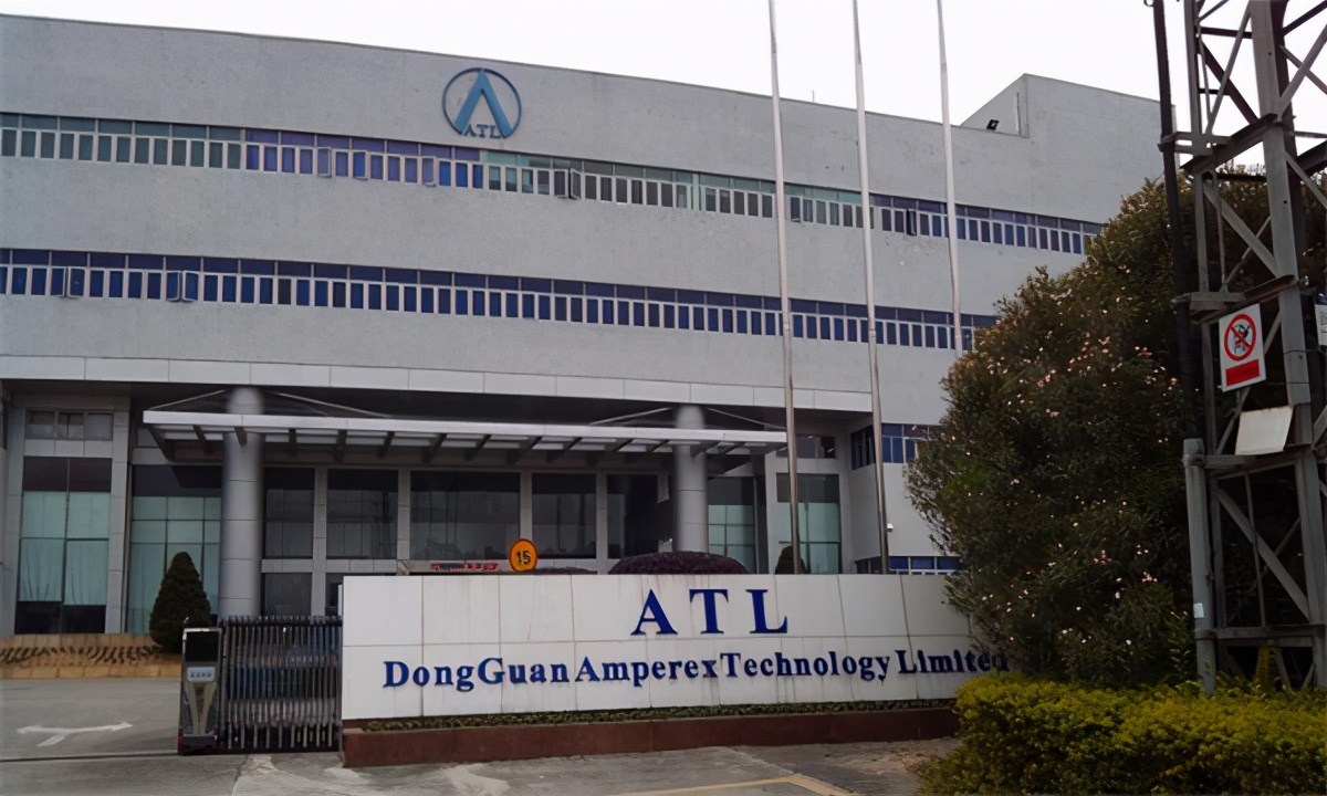 又一造富神话：十年九人身价超10亿美元，公司市值8799亿元