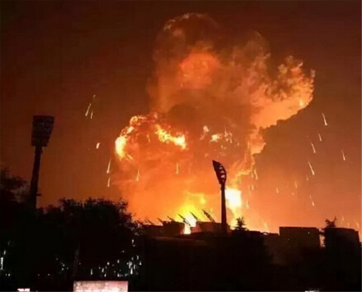 25人出警25人牺牲回家了吗,出警25人牺牲25人唯一幸存的队员