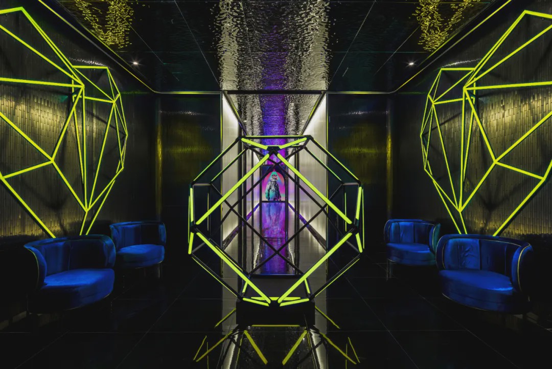 眉间是银河眼中有星辰,眉间有银河眼中有星辰抖音