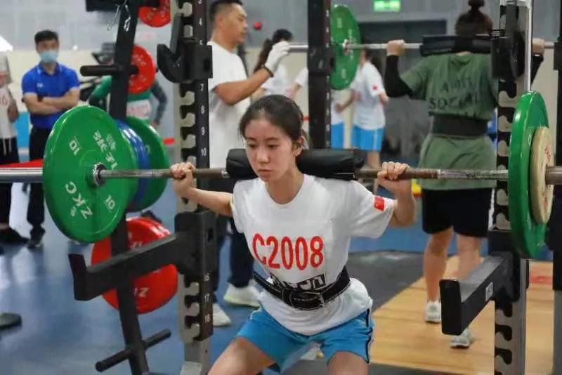 只要上班够土下班就没人认出,只要上班够土下班就认不出来