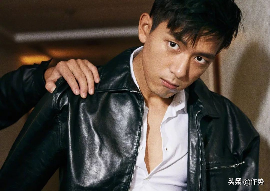 有点苦情的帅气男明星,又帅又有才华的男明星