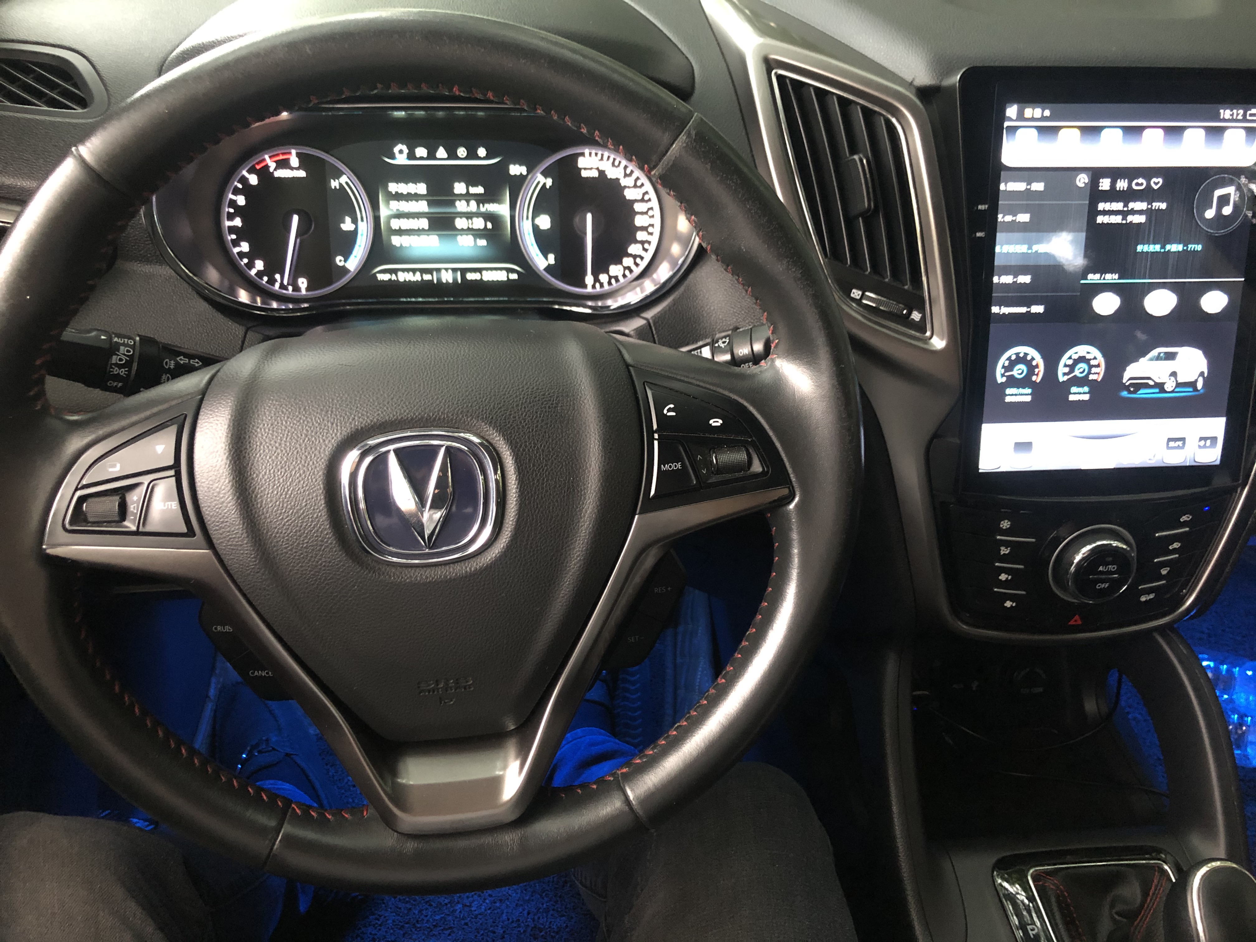 长安cs752014老款测评,长安cs752014款1.8t油耗怎么样