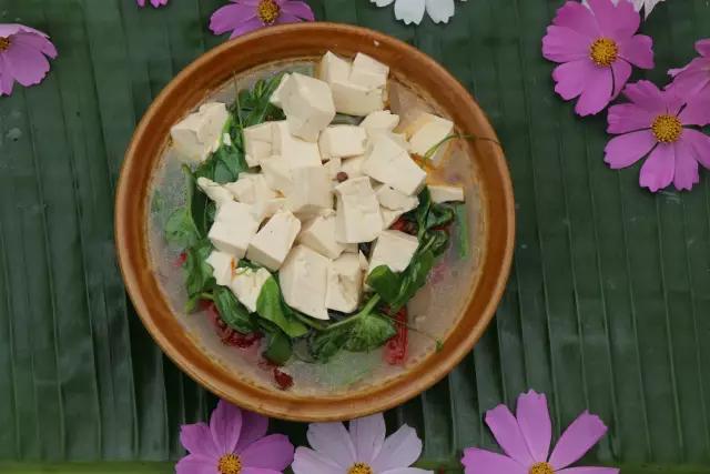 峨山彝族自治县彝家八大碗,石林彝人第一村美食