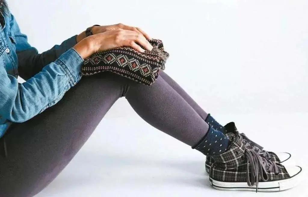 膝盖疼痛怎么缓解老寒腿,老寒腿膝盖疼怎么办最简单的方法