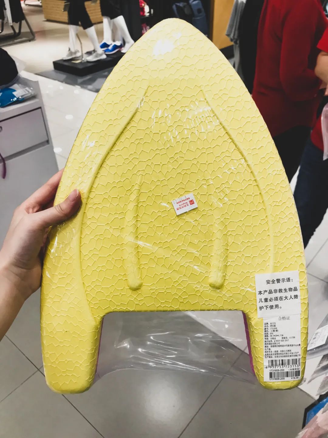 超好用的几款游泳装备,十二种游泳必买装备