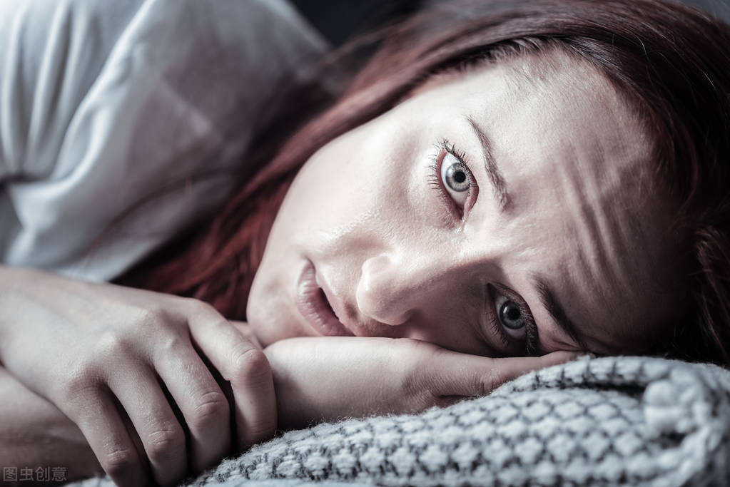 抑郁症患者承担刑事责任吗,抑郁症负刑事责任可以判缓刑吗