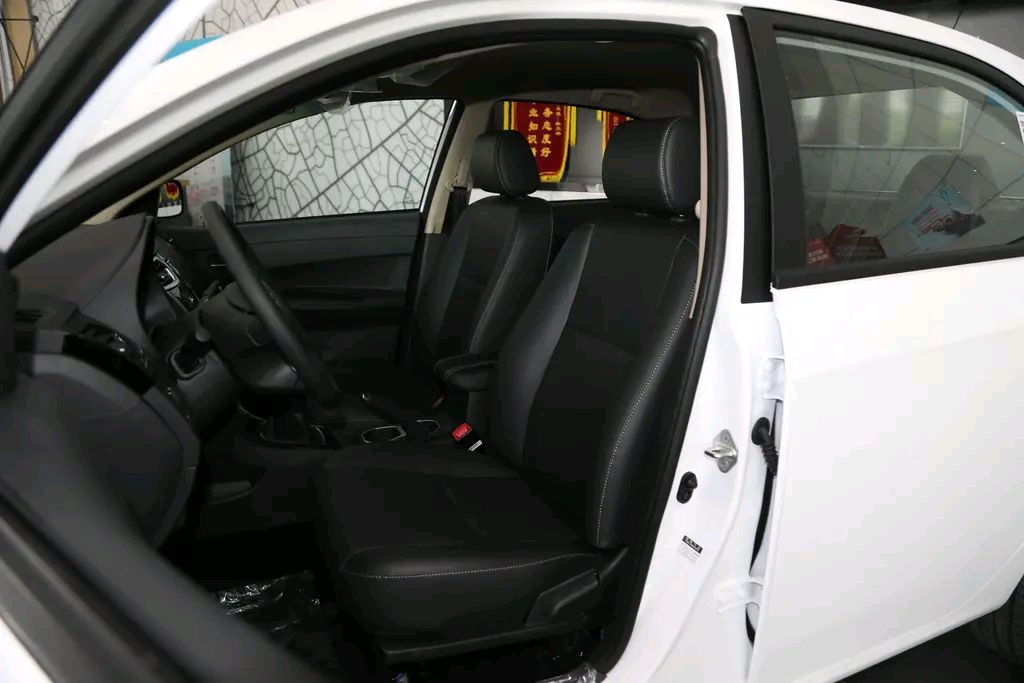 比亚迪f3手动挡深度评测,老款比亚迪f3提车作业