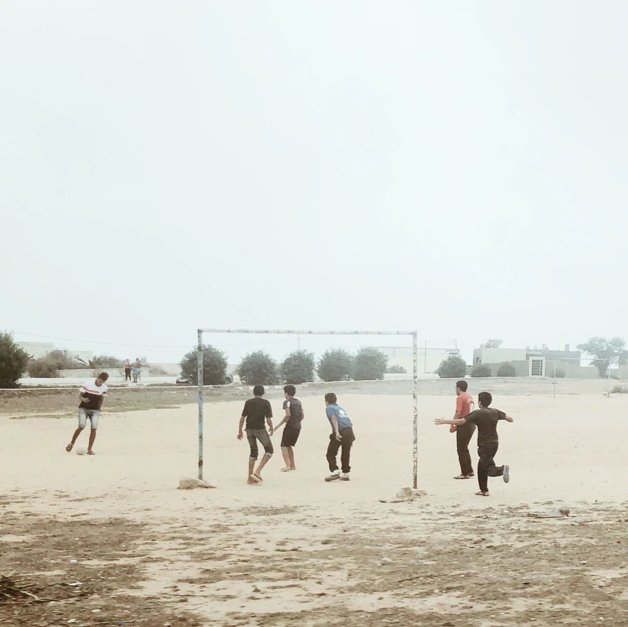 九条“不见得”，手机也能拍大片