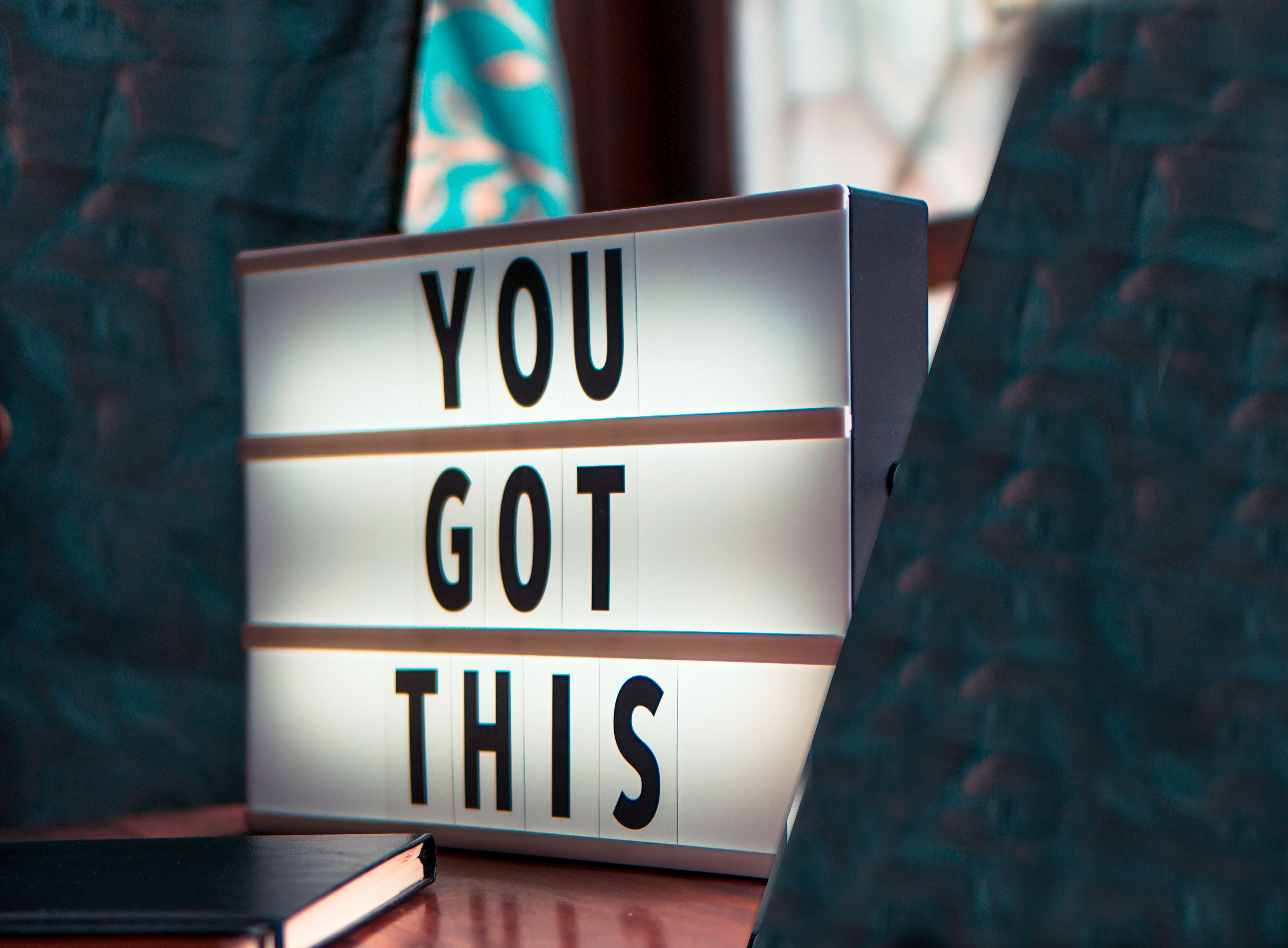 自媒体做图文素材该怎么找,新手写自媒体素材哪里找