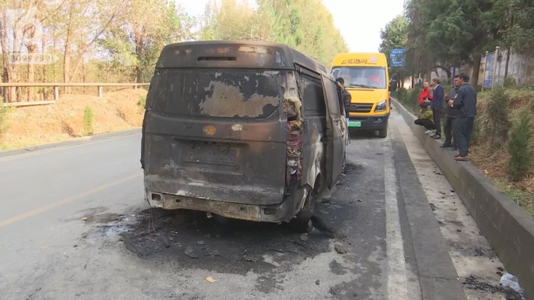 租的车烧起来了怎么办,租的车子自燃租车人要赔偿吗