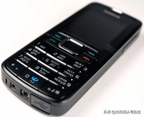 手写阵容、攒球星卡，曾经那些的看球“老习惯”还记得吗？