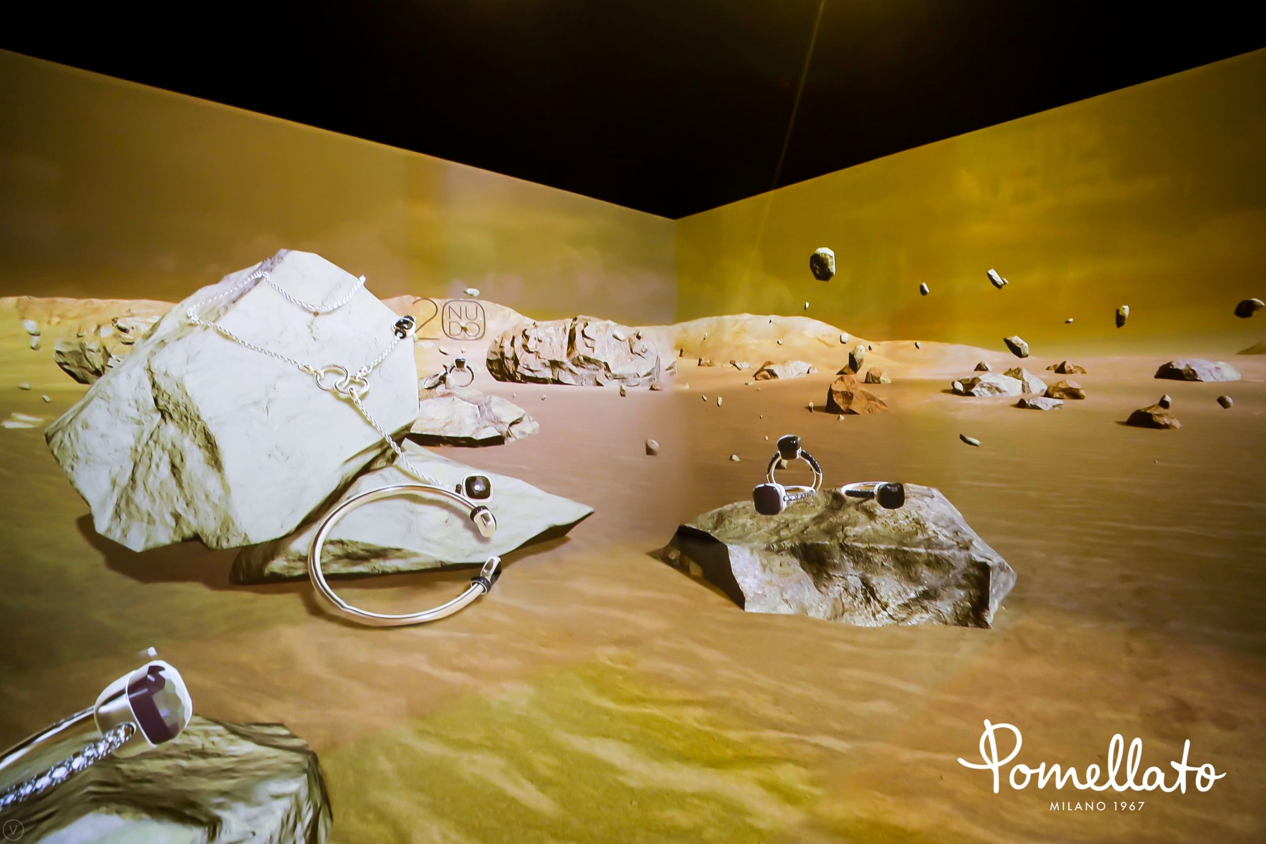 pomellato宝曼兰朵手镯,宝曼兰朵珠宝系列介绍