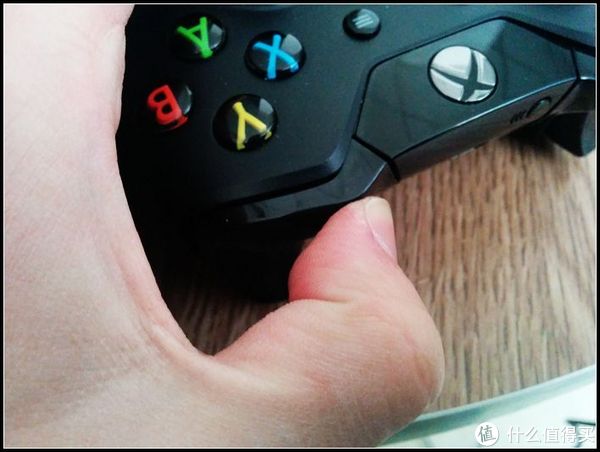 北通游戏手柄神鹰xpro,北通神鹰手柄怎么连手机