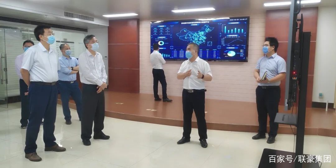 广西自治区副主席周红波到运的易智慧物流总部基地参观考察