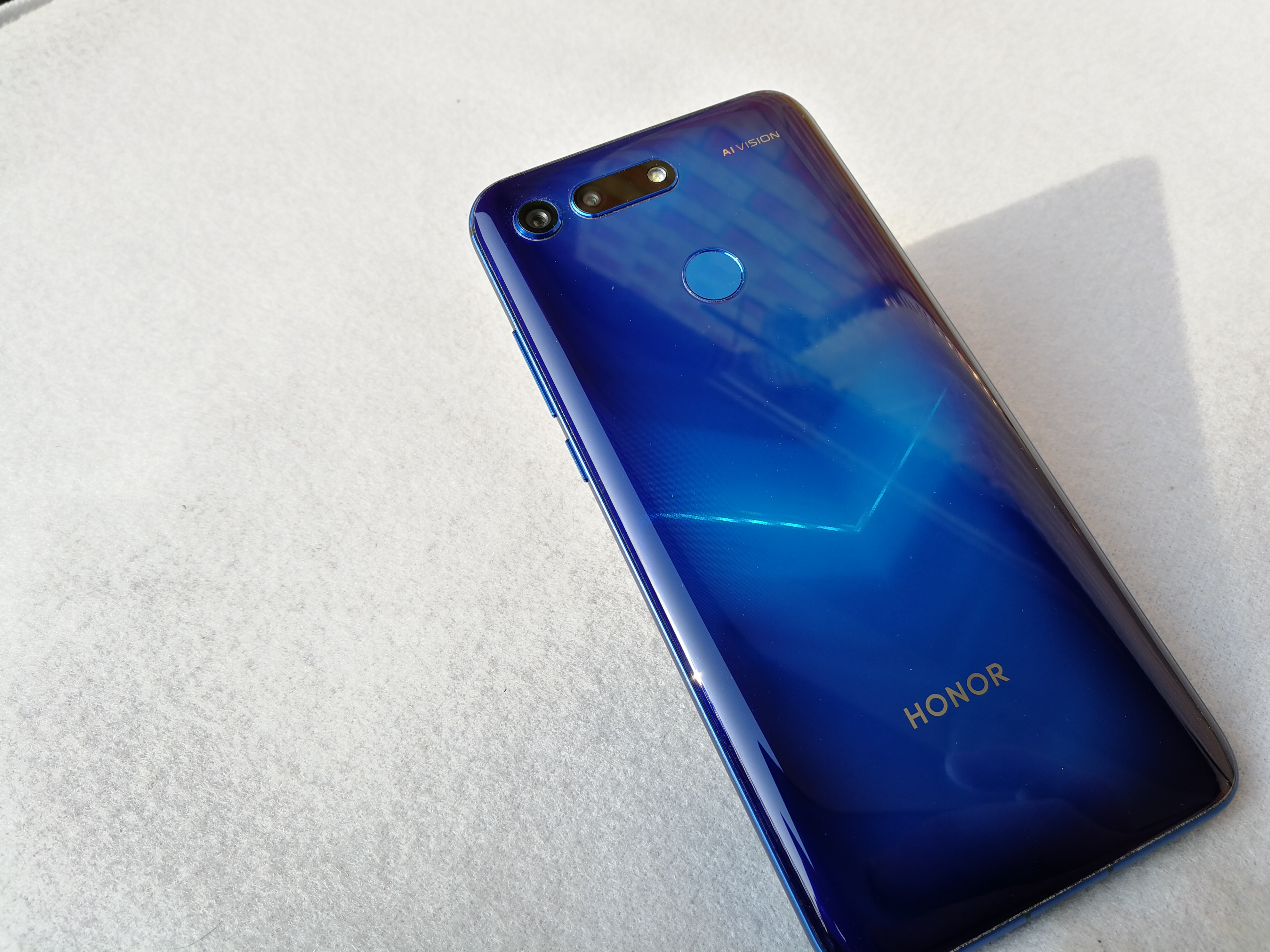 2024年荣耀v20游戏测评,白驹过隙新年伊始