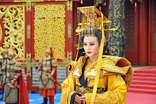 历史上第一个当女帝的是武则天吗,最有帝王气的武则天