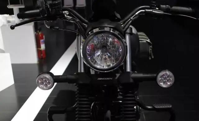 全新美式复古太子车，配CBS联动，13升油箱，极速125，13800元起