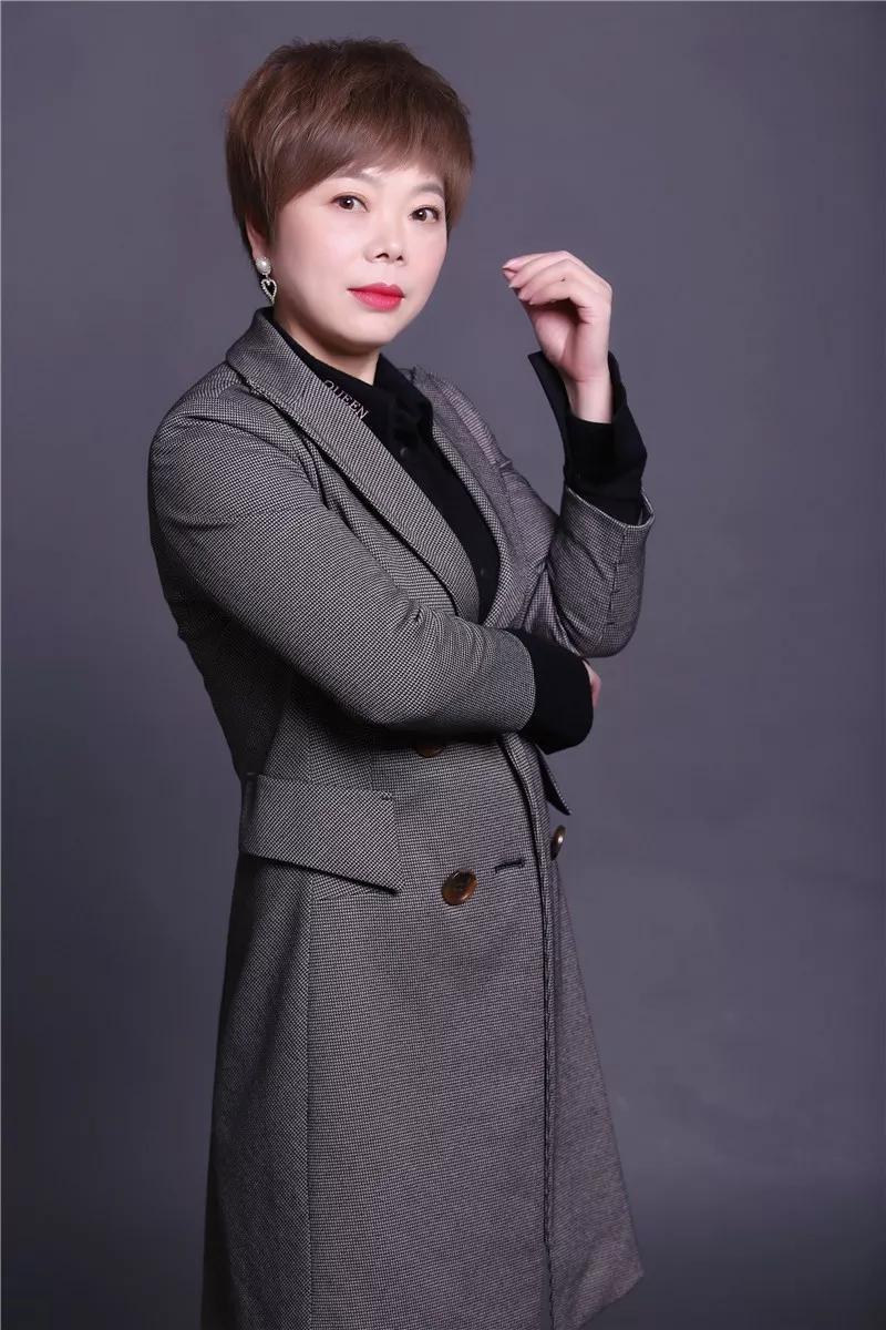 从瓷砖批发到品牌化运营，绵阳李孝容是如何转过这个弯的？