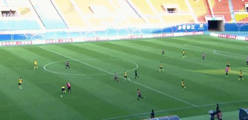 成都蓉城vs陕西长安竞技预测比分,成都蓉城主场赢球感受球迷的欢呼