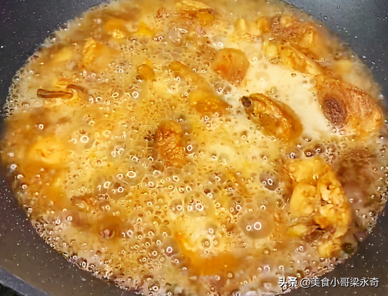 炖鸡焯水最正确的做法,炖鸡时千万不要焯水