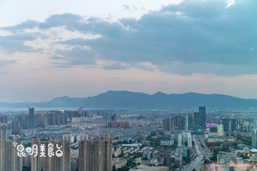 昆明双塔高空餐厅,昆明可以看二环的高空餐厅