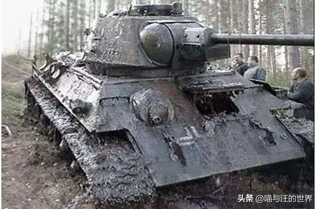 俄罗斯挖土党挖出二战装备,俄罗斯挖土党挖到军火库视频