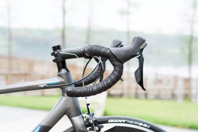 GIANT捷安特公路车带你开启骑行之旅